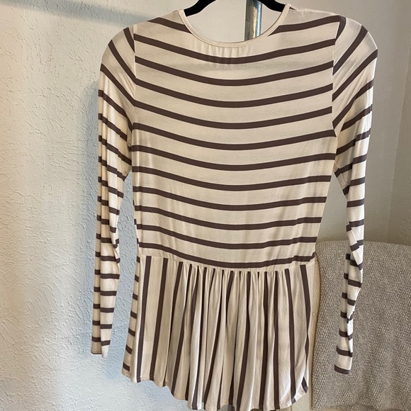 Stripped Top - Picture 2 of 2